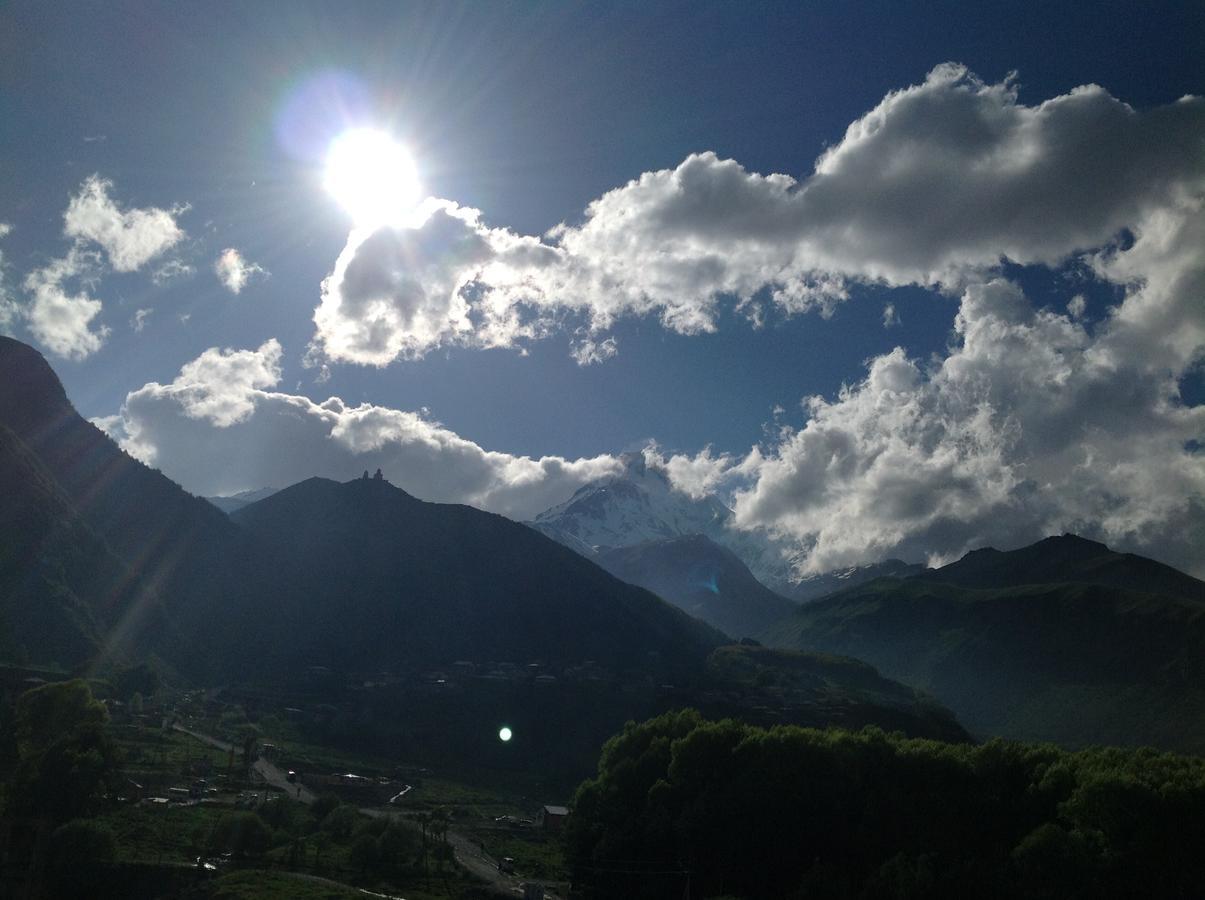 Hotel Kazbegi Buitenkant foto